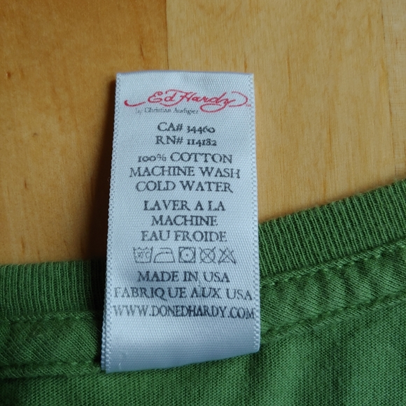 Ed Hardy Designs Short Sleeve T-Shirt Green Vintage Butterfly Size Medium - Picture 11 of 12